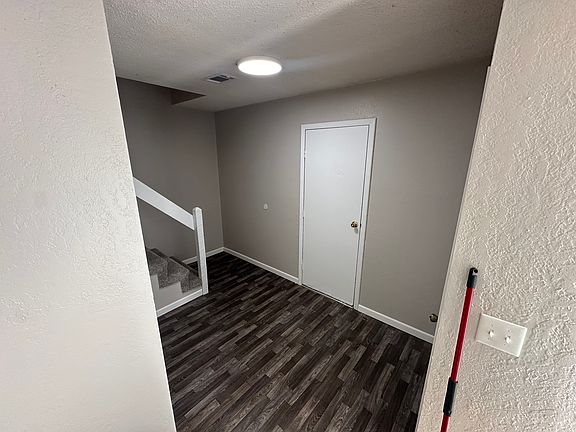 3rd image of 1201 Ada St