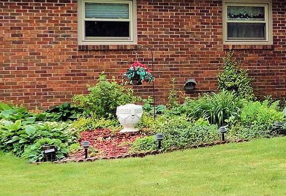 2nd image of 529 Poplar Dr