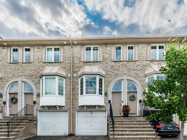 3480 Upper Middle Rd #4, Burlington, ON L7M 4R9