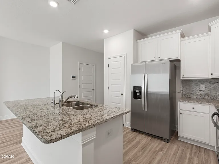 456 Melrose Way — Photo 5