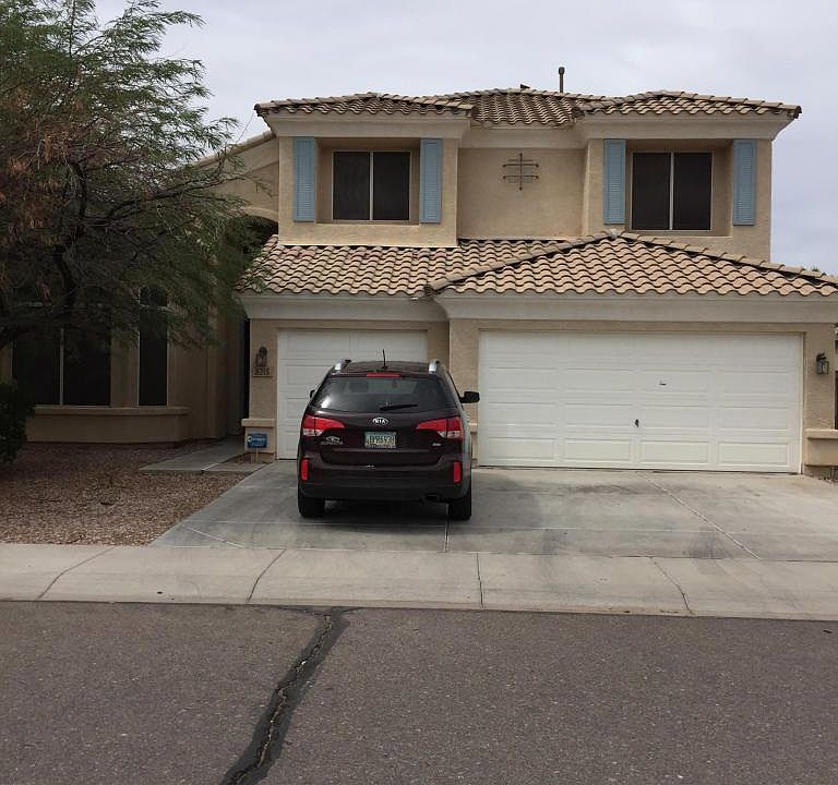 1st image of 8218 S 34th Ln