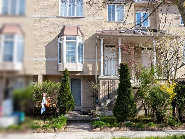 74 Sunway Sq, Markham, ON L3P 7X5