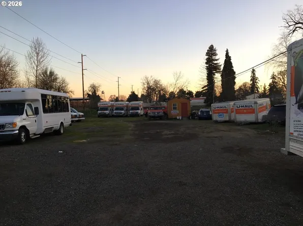 LOT Behind #1590, Junction City, OR 97448