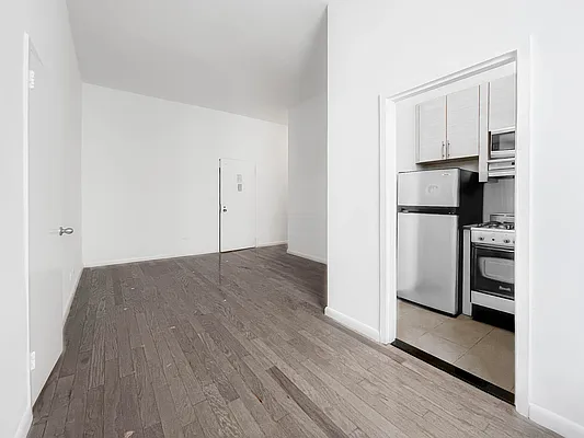 Rented by Brown Harris Stevens | media 7