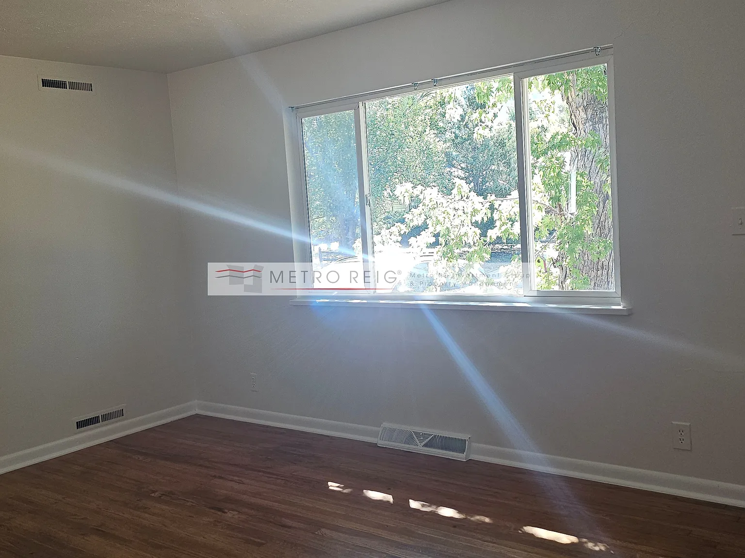 3 bed, 1026 sqft, $2,550 — Photo 4