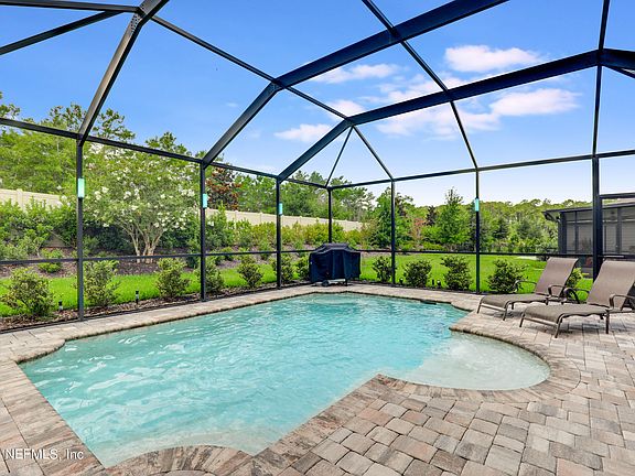 4th image of 11078 KENTWORTH Way