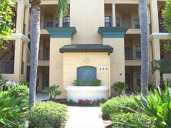 2nd image of 220 Vintage Cir APT 303