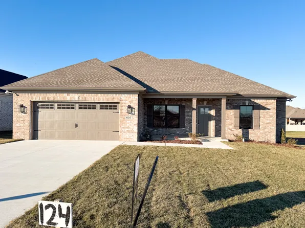 607 Thoroughbred Way, Franklin, KY 42134