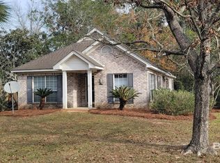 9154 Bay Pines Rd, Elberta, AL 36530