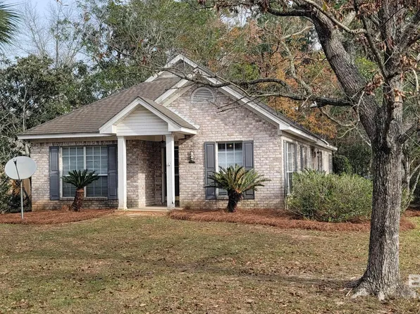 9154 Bay Pines Rd, Elberta, AL 36530