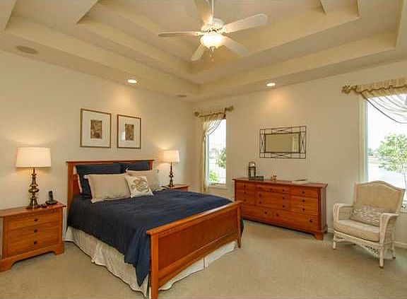 4th image of 14869 Lake Winds Dr