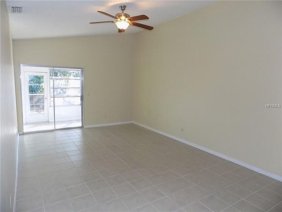 2nd image of 3270 Cloverplace Dr