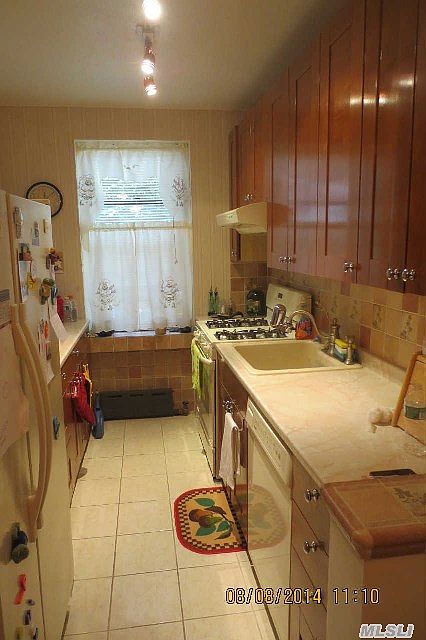 1st image of 7707 Ditmars Blvd