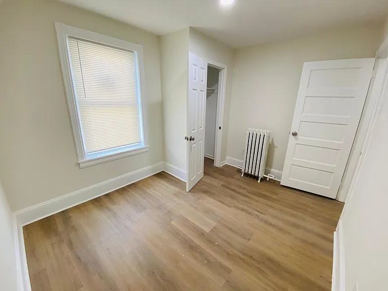 117 Wayne Ave — Photo 12