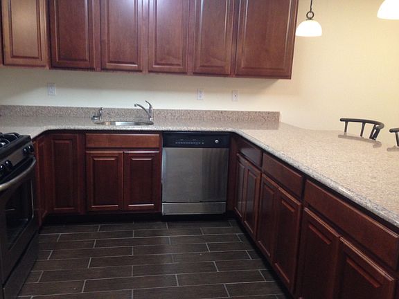 4th image of 10314 Rockaway Beach Blvd #A