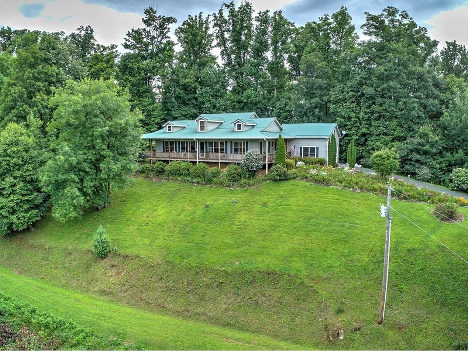 1st image of 320 Highpoint Dr