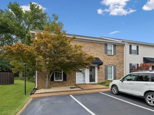 200 Royal Oaks Blvd APT E1, Franklin, TN 37067