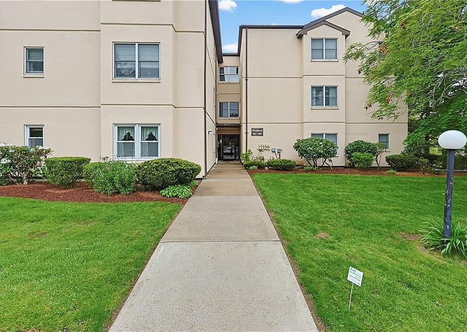 1st image of 185 Manville Hill Rd APT 106