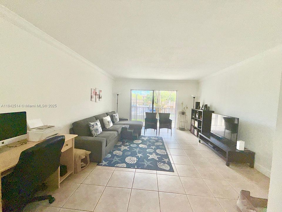 1st image of 10431 N Kendall Dr APT D206