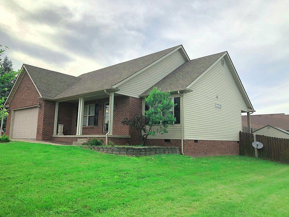 1st image of 803 Dresden Way