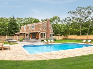 165 Old Trail Rd, Water Mill, NY 11976