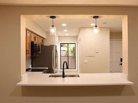 3rd image of 5313 INDIAN CREEK DRIVE #D04