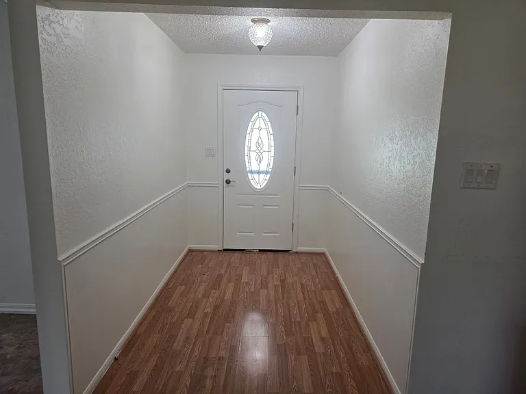 1609 Big Bend Dr — Photo 9