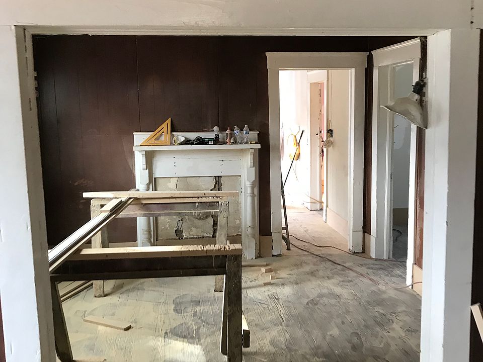 1st image of 1906 Colwell Ave