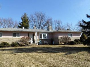 1410 E Cooke Rd, Columbus, OH 43224