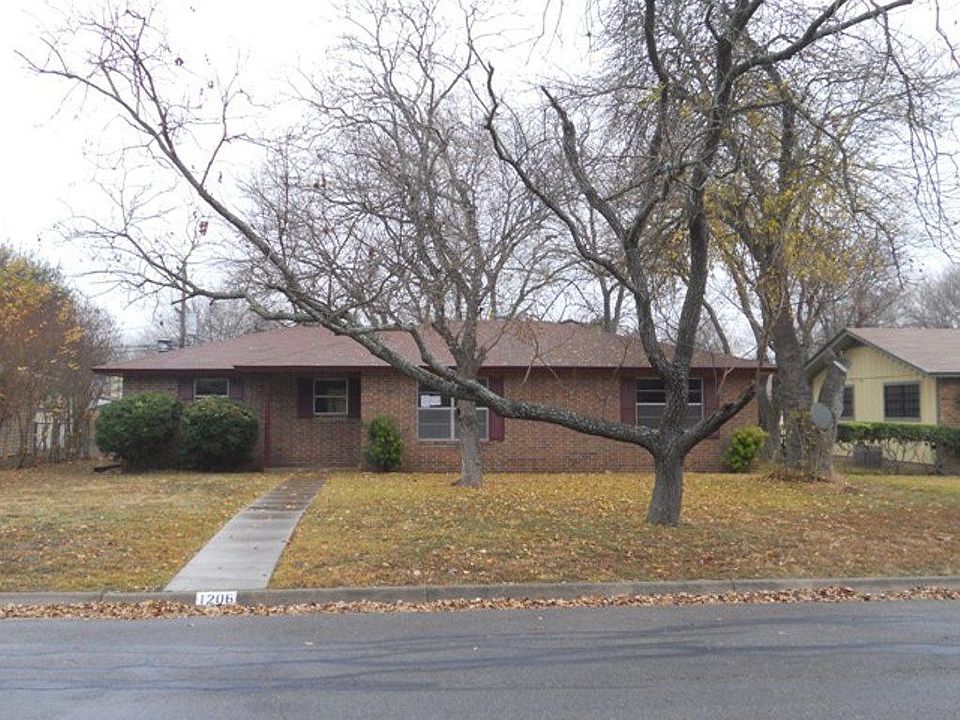 1st image of 1206 Barbara Dr