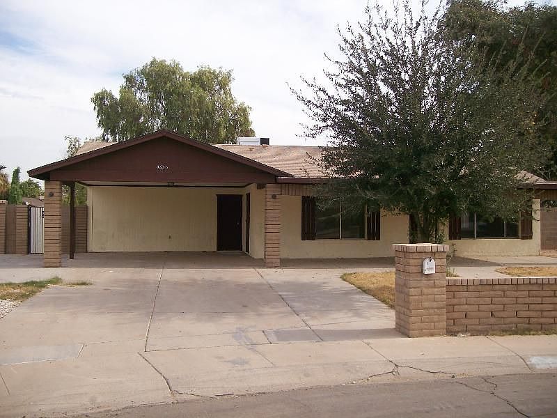 2nd image of 4645 N 76th Ln