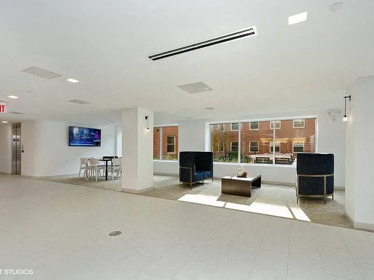 Carver and Slowe Apartments — Photo 55