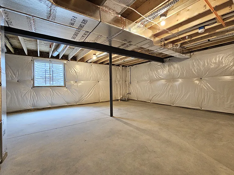 4 Sand St — Photo 26