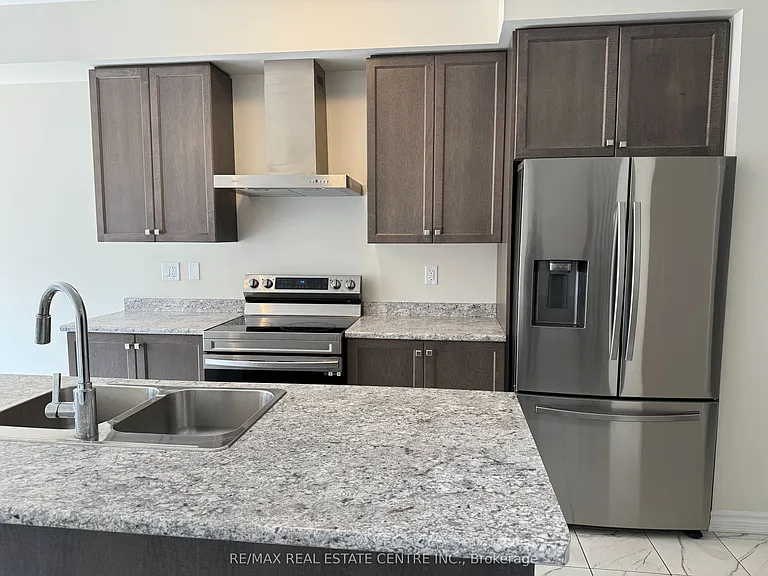 89 Blacksmith Dr — Photo 9