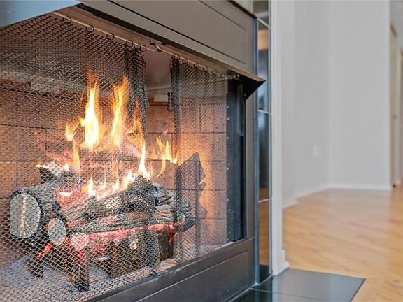 3rd image of 2107 Grand Blvd APT 1004