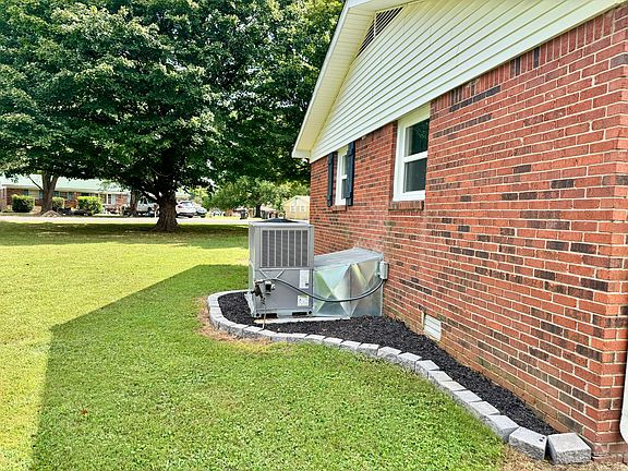 5th image of 456 Blankenship Rd