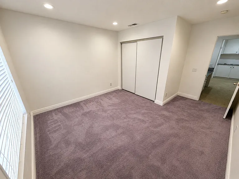 8685 Orchard Park Dr — Photo 11