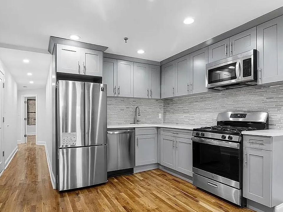 1st image of 133 E 38th St #F
