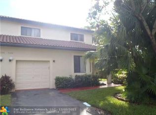 3024 La Mirage Dr, Lauderhill, FL 33319