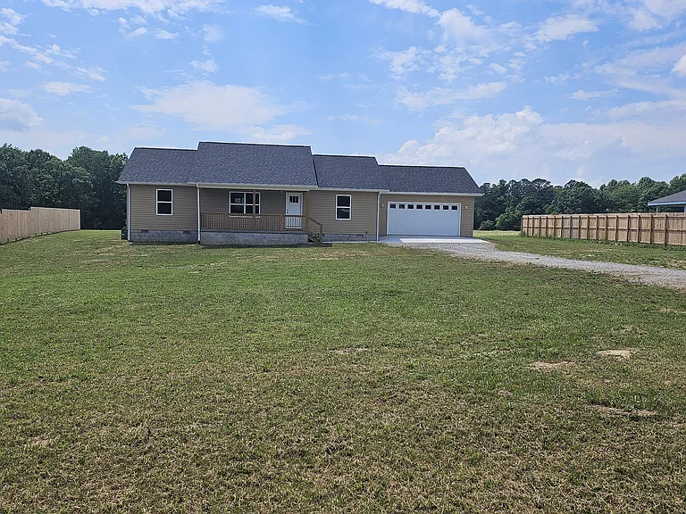 254 Georgee Rd — Photo 1
