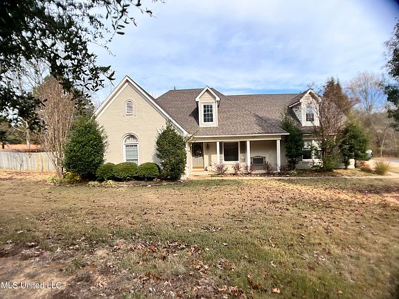 2nd image of 2860 Stonebrook Dr