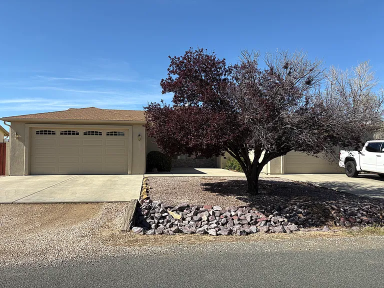 7622 E Horseshoe Ln #A — Photo 2