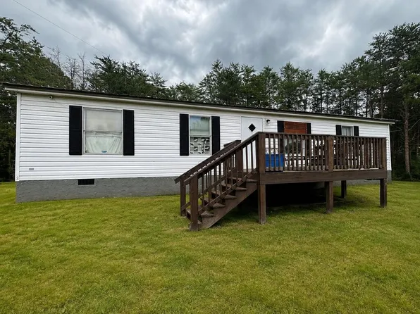 60 Limber Lost Trl, Cleveland, GA 30528