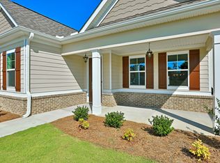 150 Treeside Ter, Fayetteville, GA 30214