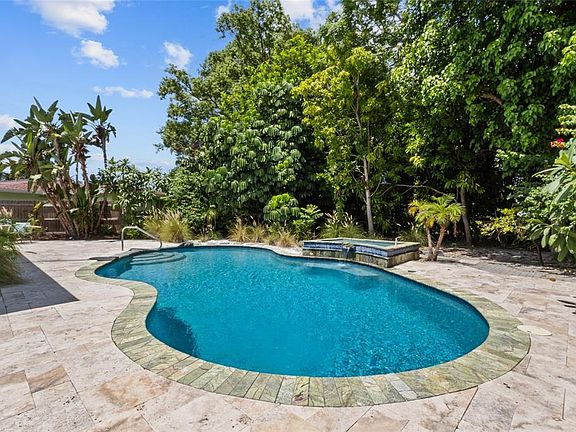 2nd image of 3536 JAFFA DRIVE