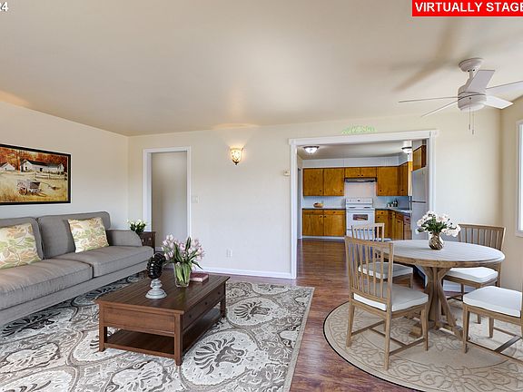 3rd image of 1043 NE College Dr