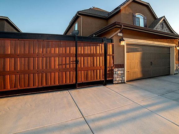 5th image of 9321 Woodbrook Dr