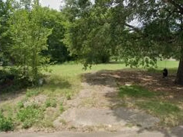 1317 Ash St, Texarkana, AR 71854