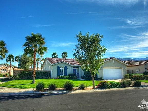 3rd image of 60494 White Sage Dr