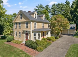 520 Dutton Rd, Sudbury, MA 01776